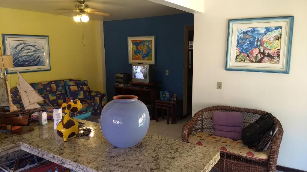  CASA COM 4 QUARTO EM BUZIOS - 2 SUITES - Perto de Tudo