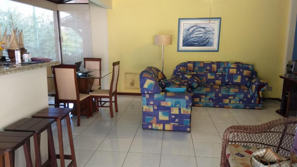  CASA COM 4 QUARTO EM BUZIOS - 2 SUITES - Perto de Tudo