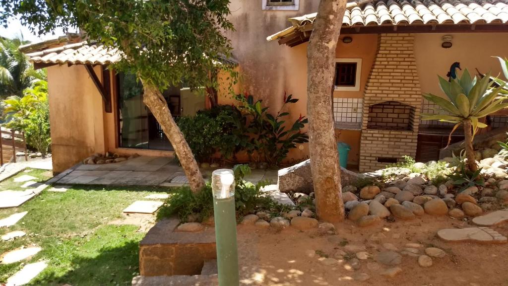  CASA COM 4 QUARTO EM BUZIOS - 2 SUITES - Perto de Tudo