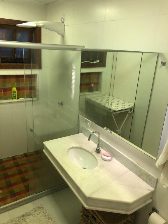  Casa com piscina na rasa em búzios