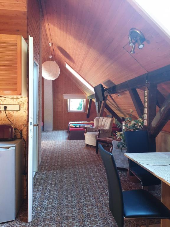 Ferienwohnungen lemberg - One-Bedroom House