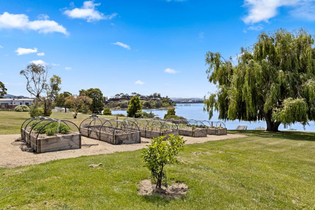 Riverfront Motel & Restaurant - Resim 34