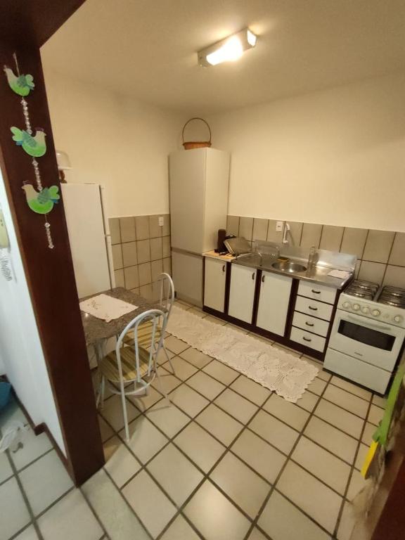  Apartamento frente mar na praia de Perequê