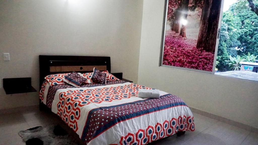 Imagen de la galería de APARTAESTUDIOS AMOBLADOS ARBOLEDA DE CADIZ, en Ibagué