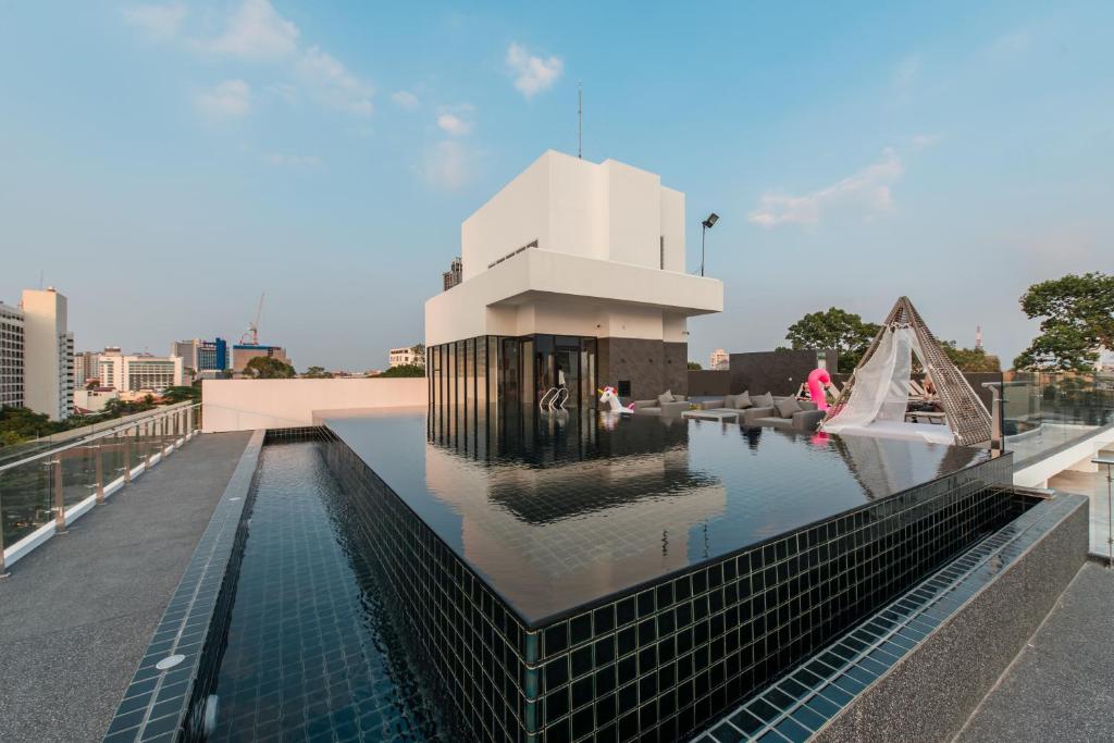 Blackwoods Hotel Pattaya - SHA Extra Plus - Resim 39