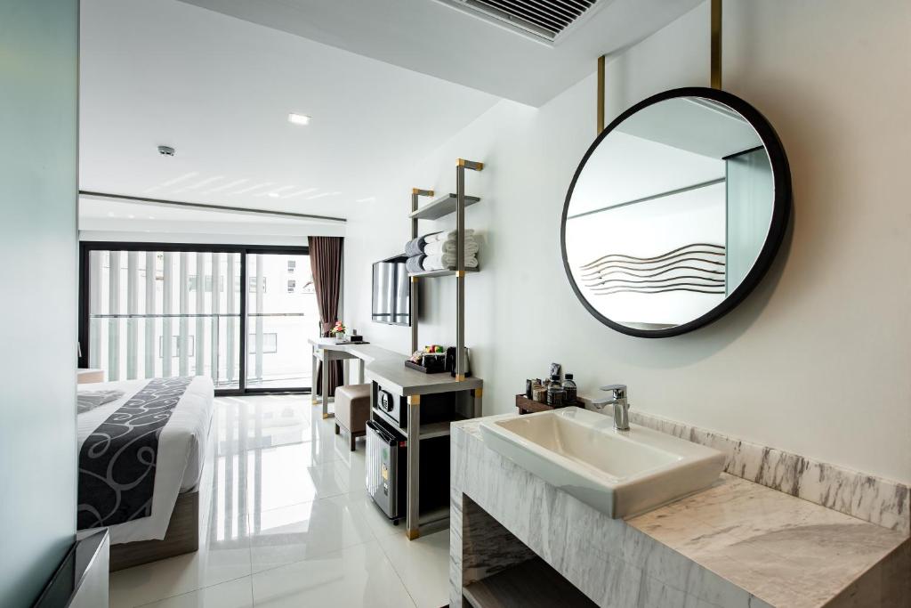 Blackwoods Hotel Pattaya - SHA Extra Plus - Resim 33