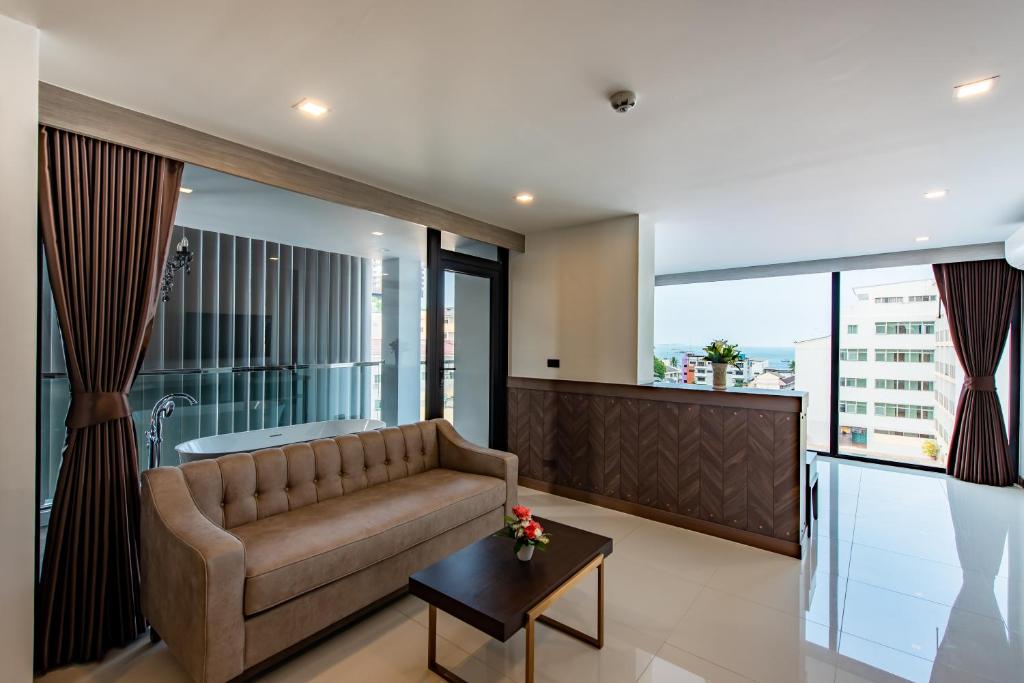 Blackwoods Hotel Pattaya - SHA Extra Plus - Resim 20