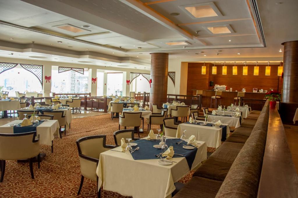 Restaurace v ubytování Helnan Dream Hotel and Conference Center