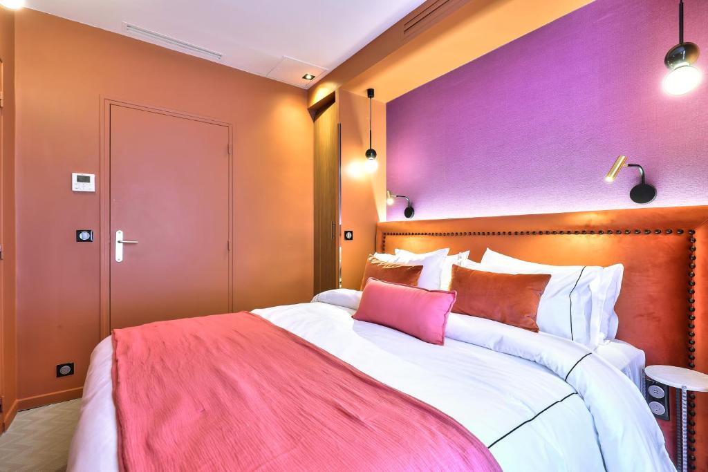 Hotel 33 Marbeuf - Resim 32