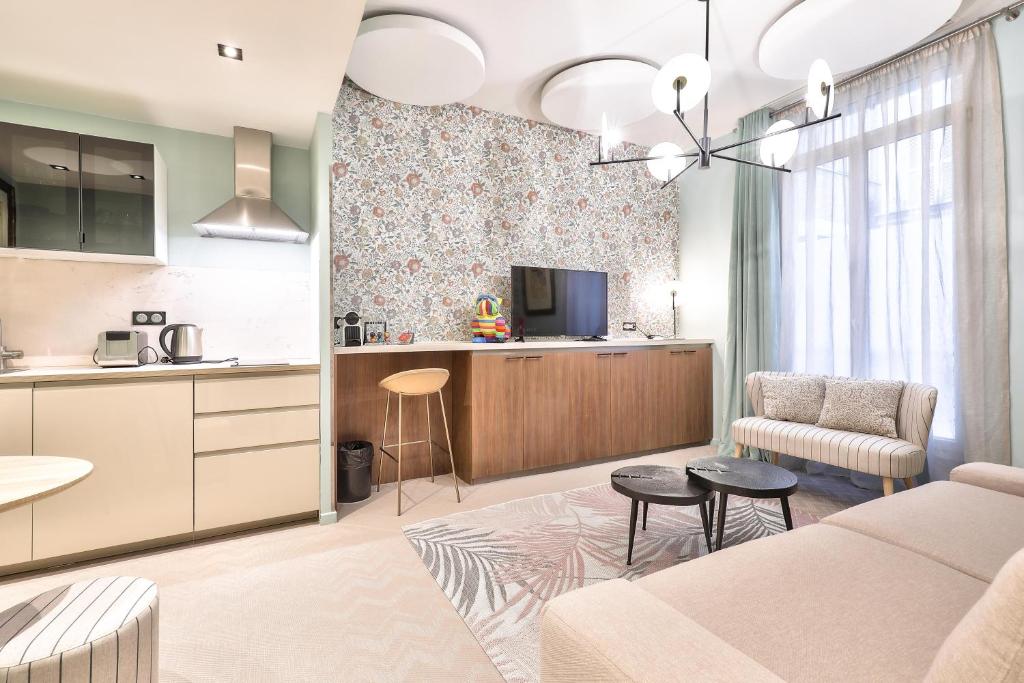 Hotel 33 Marbeuf - Resim 19