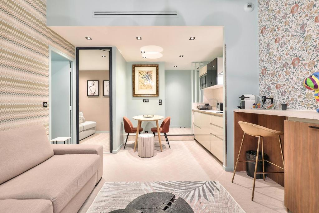 Hotel 33 Marbeuf - Resim 18