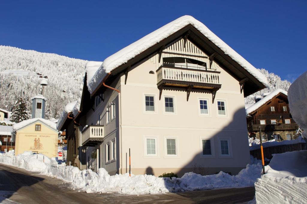 Nespecifikovaný výhled na hory nebo výhled na hory při pohledu z apartmánu