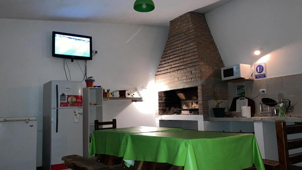 Kuchyň nebo kuchyňský kout v ubytování Hostal El Trébol - Tanti