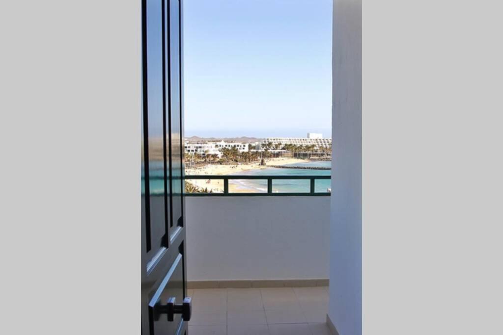 Balkon lub taras w obiekcie Design Vivienda V El Burgao by the Sea