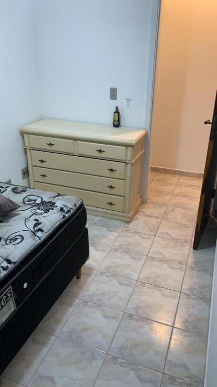  Apartamento Enseada-Guarujá 500m da praia