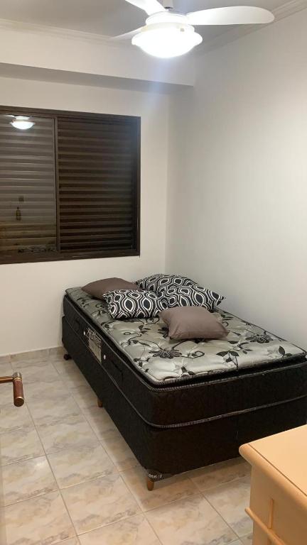  Apartamento Enseada-Guarujá 500m da praia