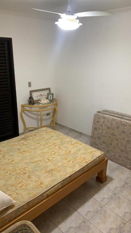  Apartamento Enseada-Guarujá 500m da praia