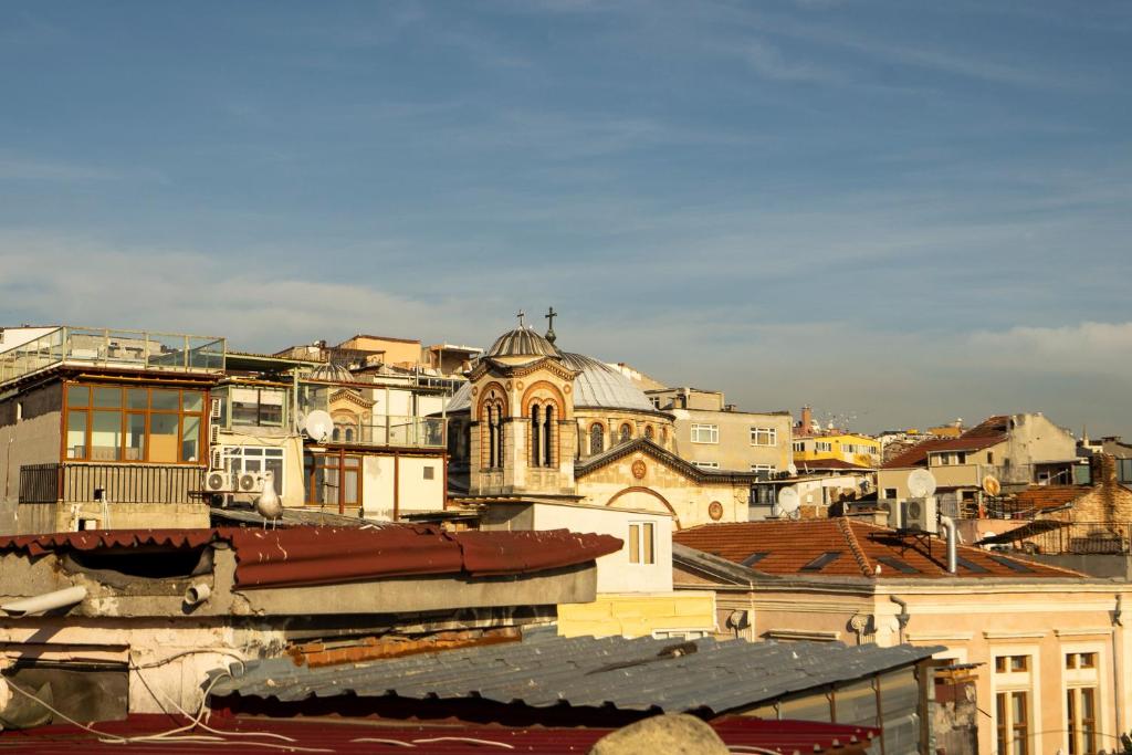 A general view of Isztambul or a view of the city taken from a szállodákat