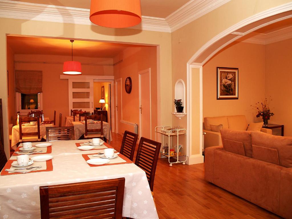 Posezení v ubytování Hostal Canigó