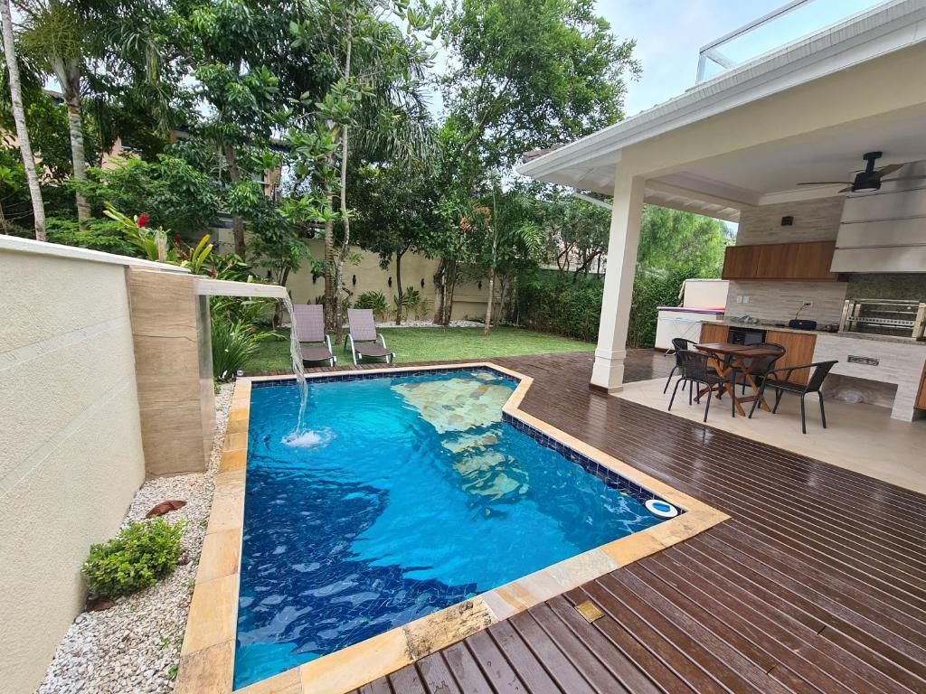  Casa em Maresias - Piscina Privativa- Em Condomínio -100m da Praia