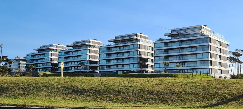 TIBURON Terrazas BARRA Punta del Este