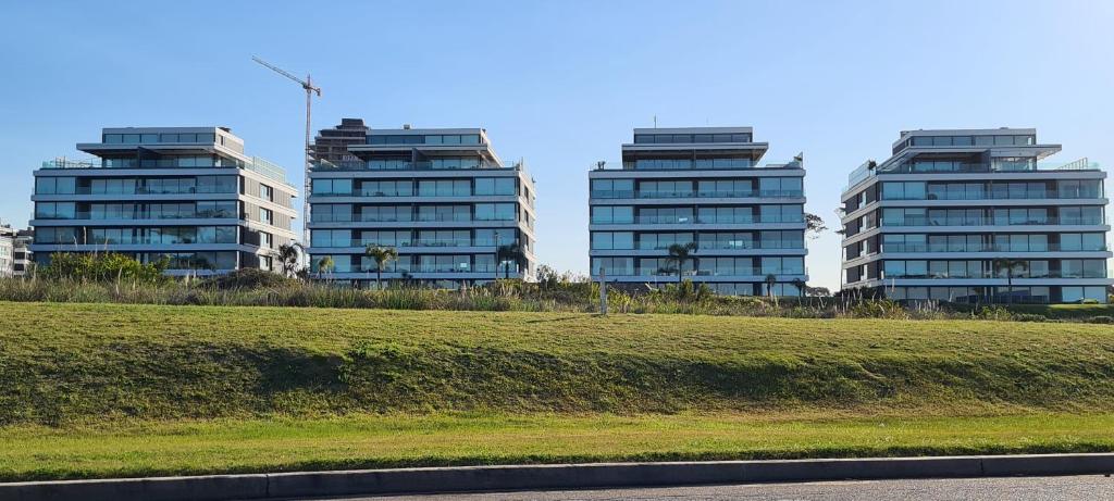 TIBURON Terrazas BARRA Punta del Este