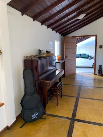  CASA EM FRENTE À PRAIA DE ITAÚNA