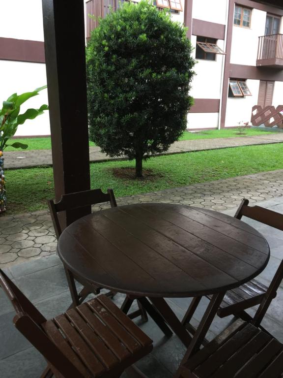  Apartamento em Maranduba