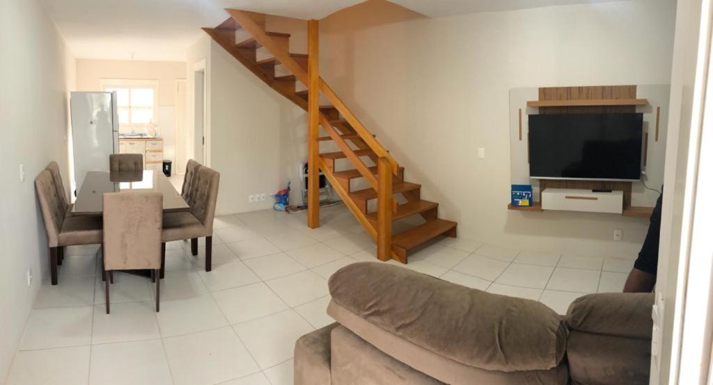  Casa inteira 3 quartos