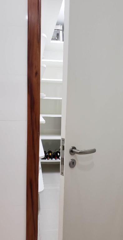  CASA LUXO CONDOMINIO FECHADO PRAIA ENSEADA