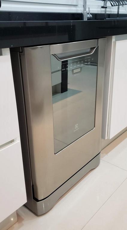  CASA LUXO CONDOMINIO FECHADO PRAIA ENSEADA