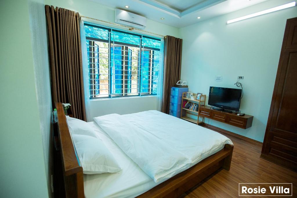 Rosie Villa Ha Giang - Motobikerental & Tour - Deluxe Double Room With Balcony