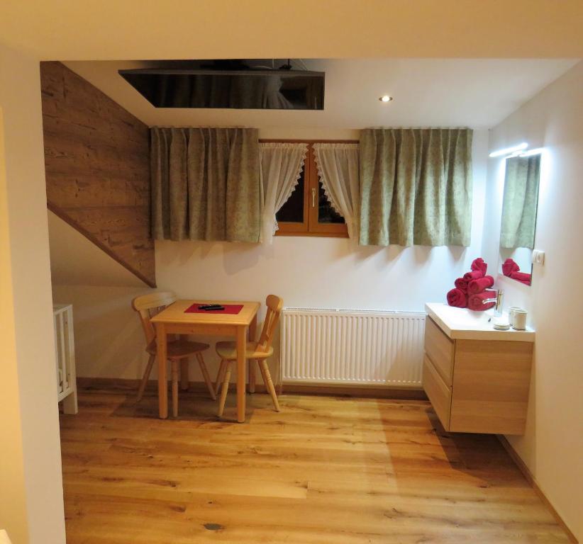 Fotografie z fotogalerie ubytování Haus Hubertus - Gästehaus Sahler v destinaci Partenen