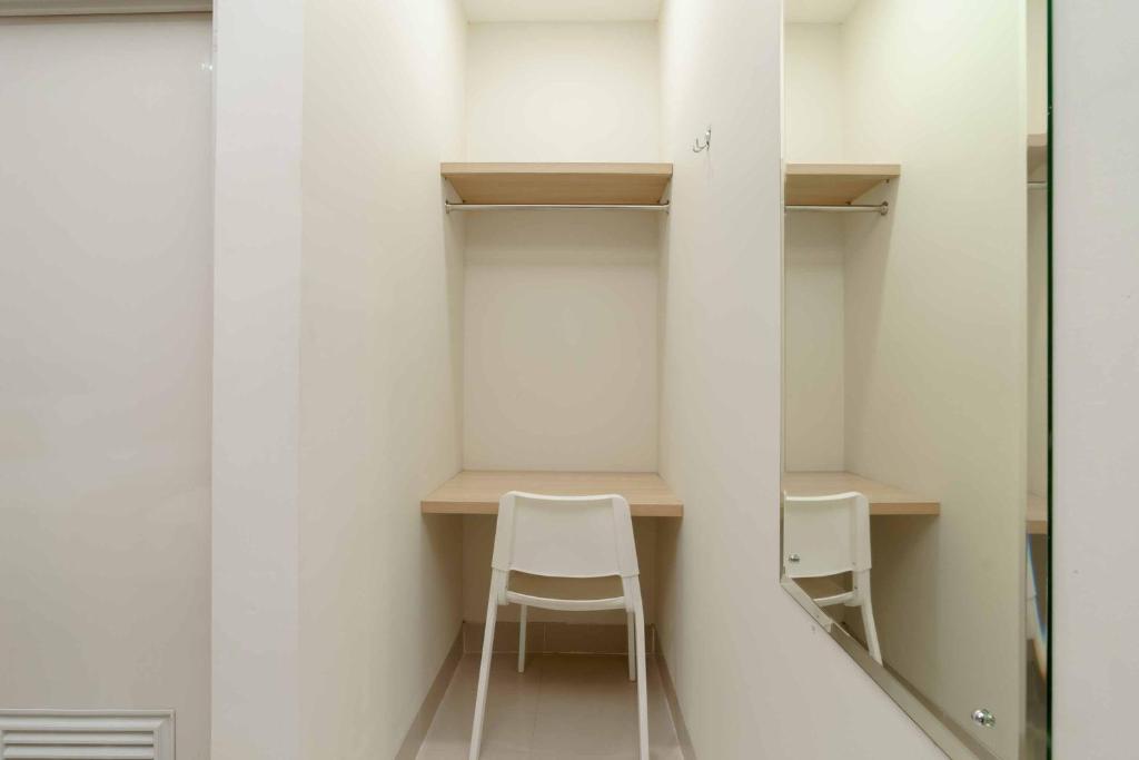 Fotografie z fotogalerie ubytování RedDoorz Plus near Eka Hospital BSD 5 v destinaci Tangerang