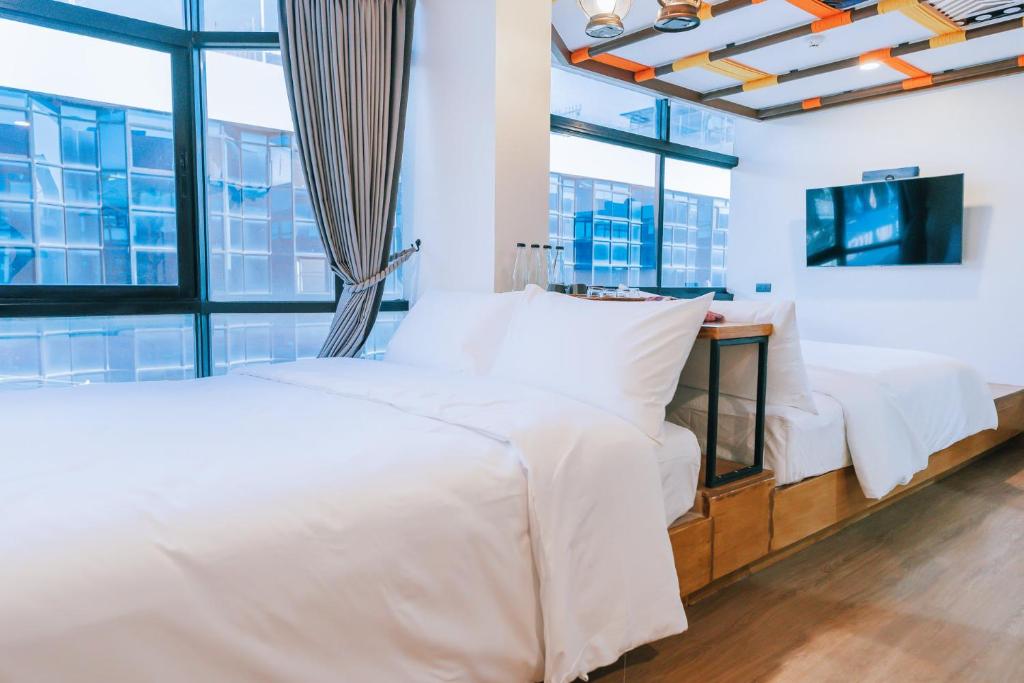 
Queen Room with Two Queen Beds
