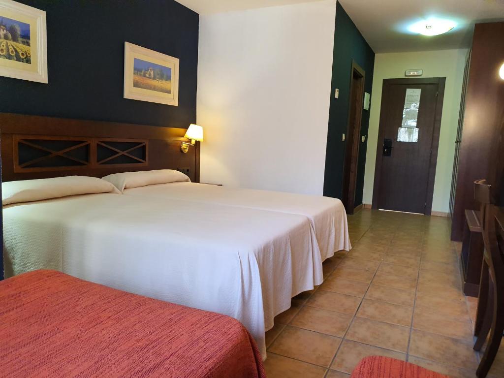 HOTEL MASIA EL MOLINETE, Mora de Rubielos – Updated 2022 Prices