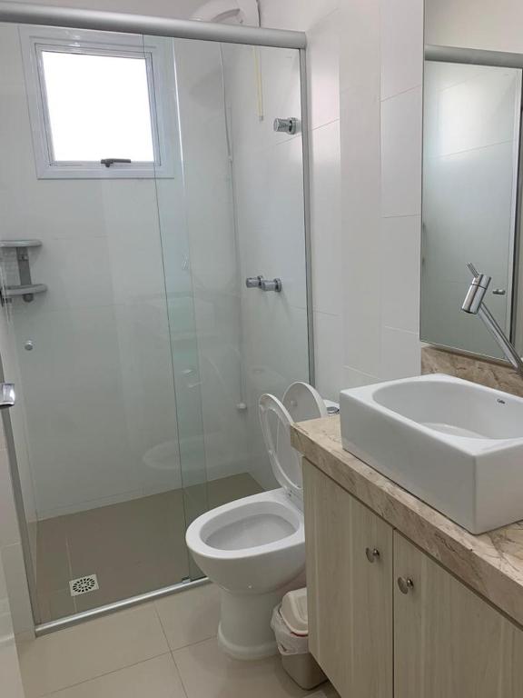  Lindo Apto 3 suítes 150 mts Vista Parcial Mar