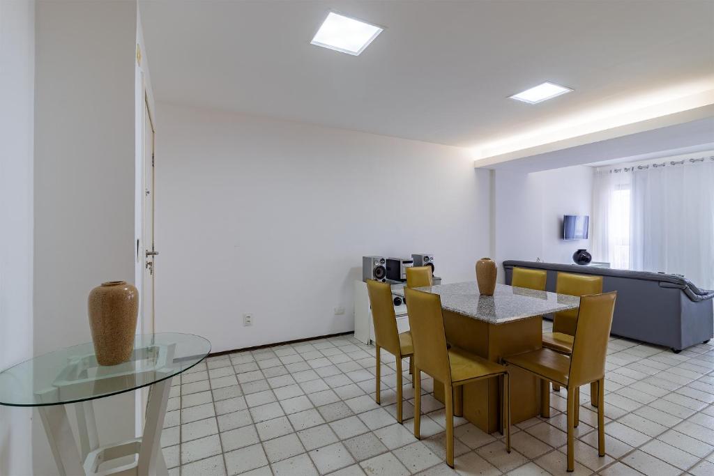  Apartamento próximo a praia em Boa Viagem Recife por Carpediem