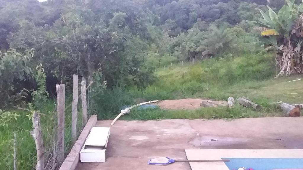  CASA DE TEMPORADA SITIO CHURRASQUEIRA e PISCINA