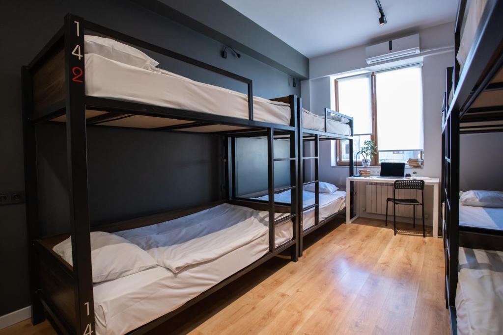 Postel nebo postele na pokoji v ubytování Kantar Hostel