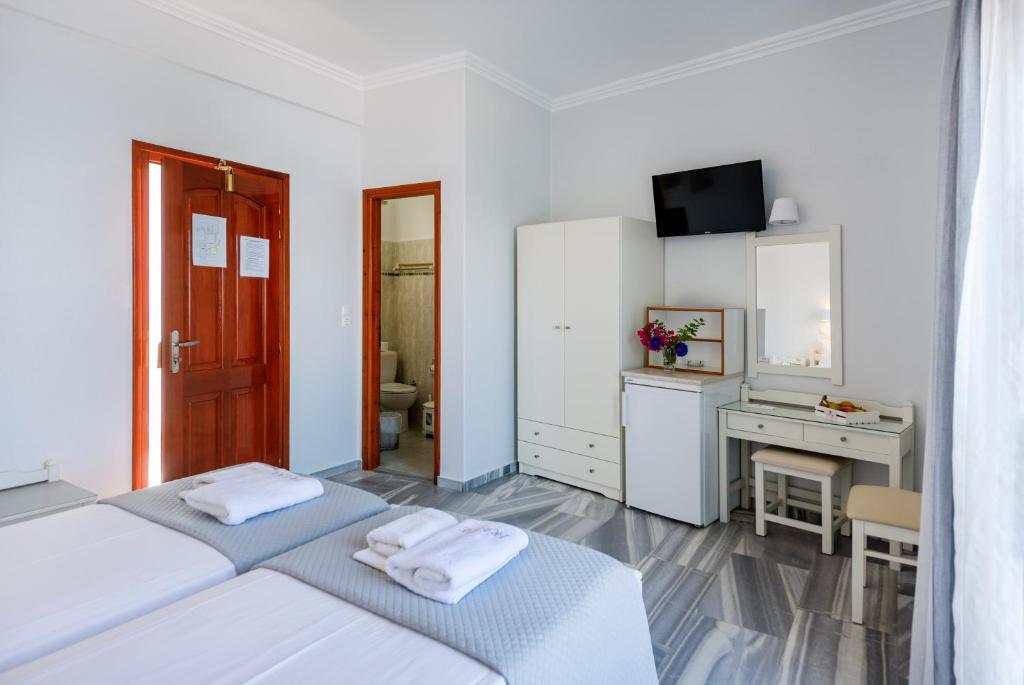 Irene Hotel - Beachfront - 16