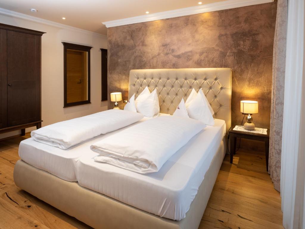 Posteľ alebo postele v izbe v ubytovaní Historic Hotel Alte Goste