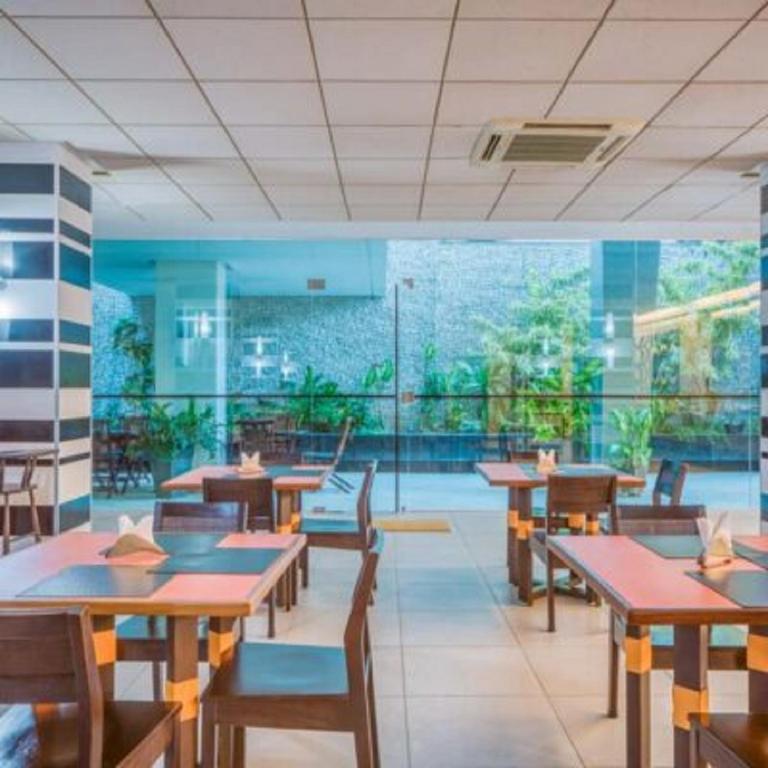  Ritz Coralli Hotel