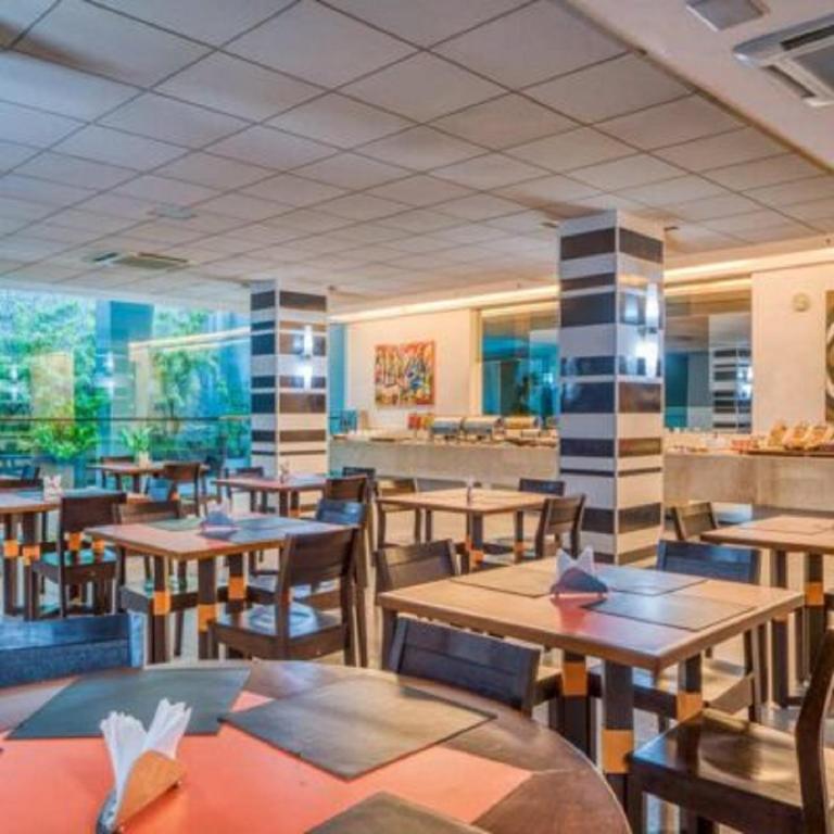  Ritz Coralli Hotel