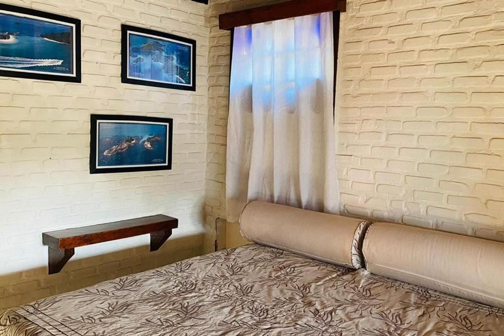  Casa com vista para o mar em condomínio em Angra