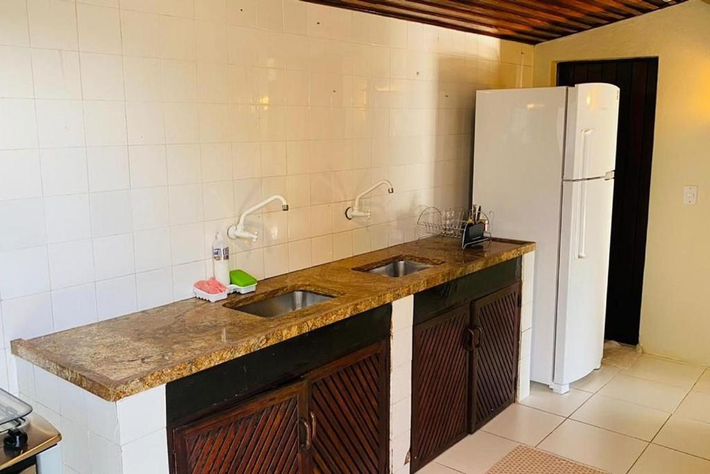  Casa com vista para o mar em condomínio em Angra