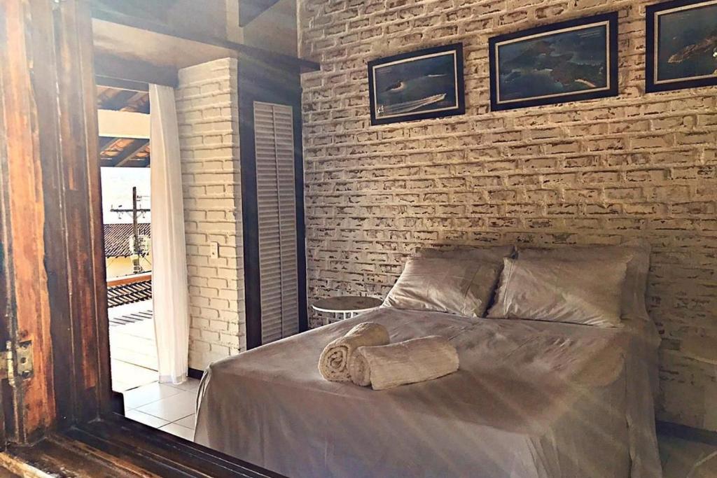  Casa com vista para o mar em condomínio em Angra