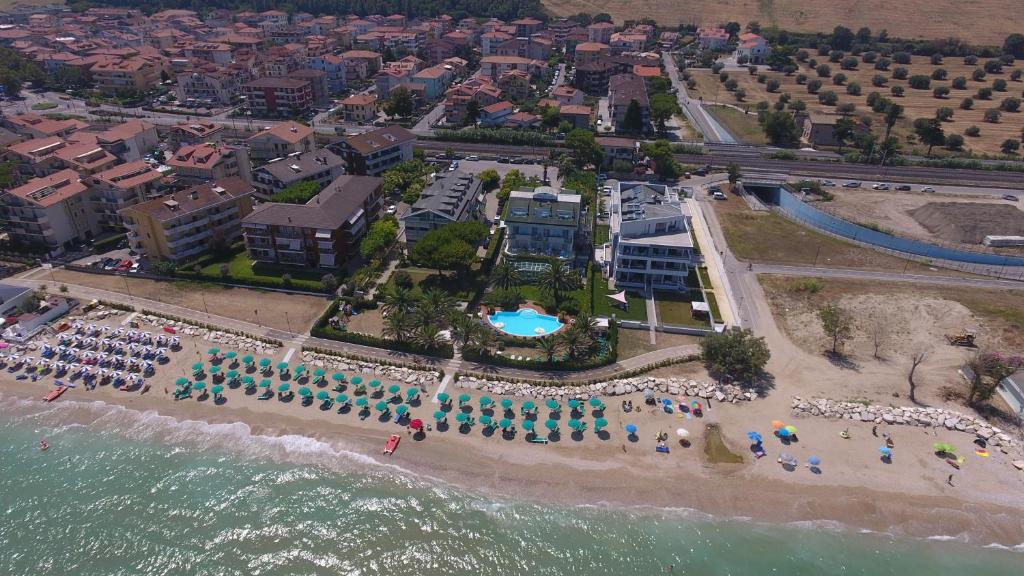 Nespecifikovaný výhled na moře nebo výhled na moře při pohledu z hotelu