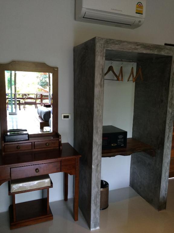 In Touch Resort - Deluxe Twin Room
