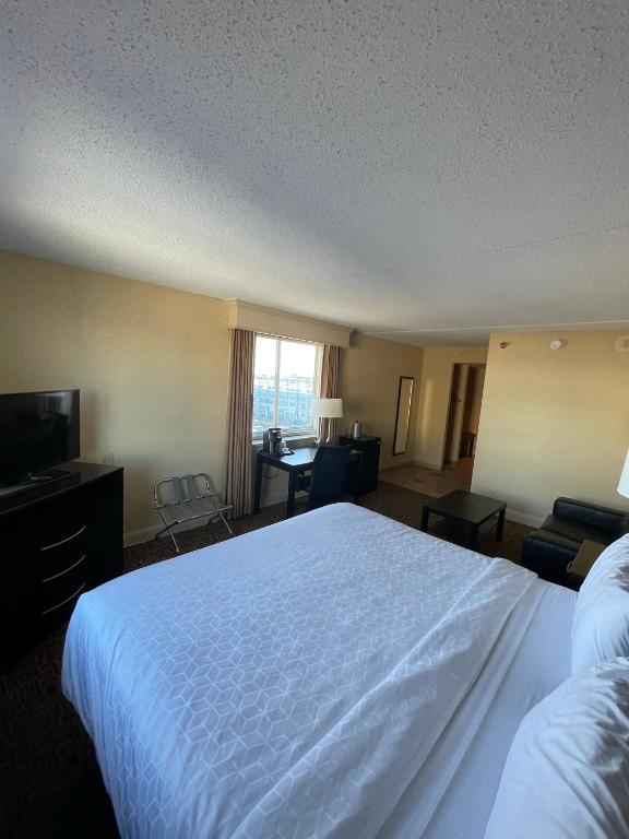 Postel nebo postele na pokoji v ubytování Holiday Inn Express Philadelphia Penn's Landing by IHG
